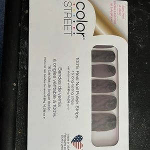 Color Street nail polish strips